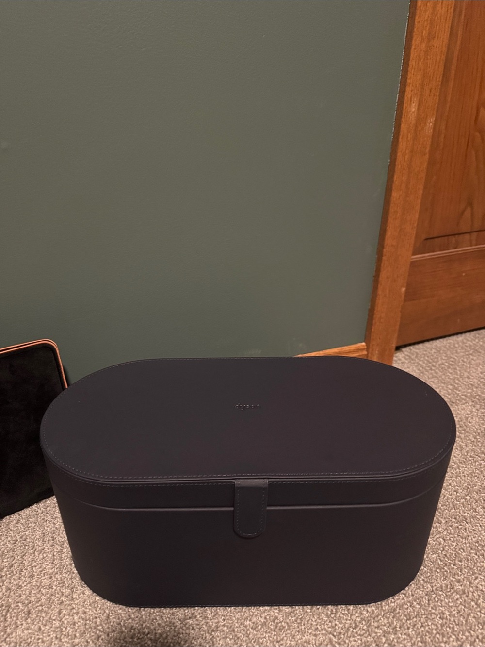 Dyson Airwrap Navy and Copper Hair Styling Set with Case - Picture 10 of 13